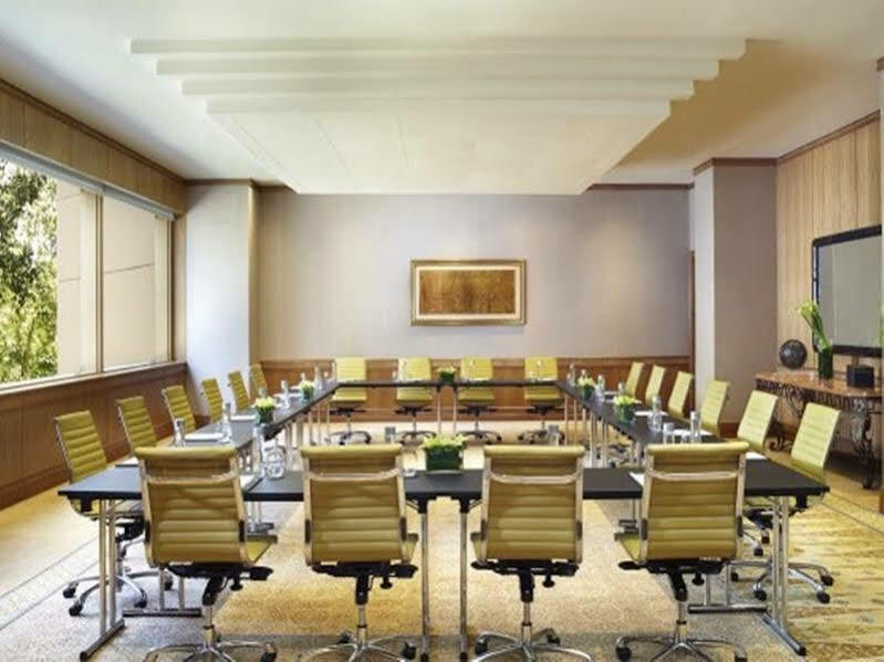 Conrad Orchard 5* Singapura