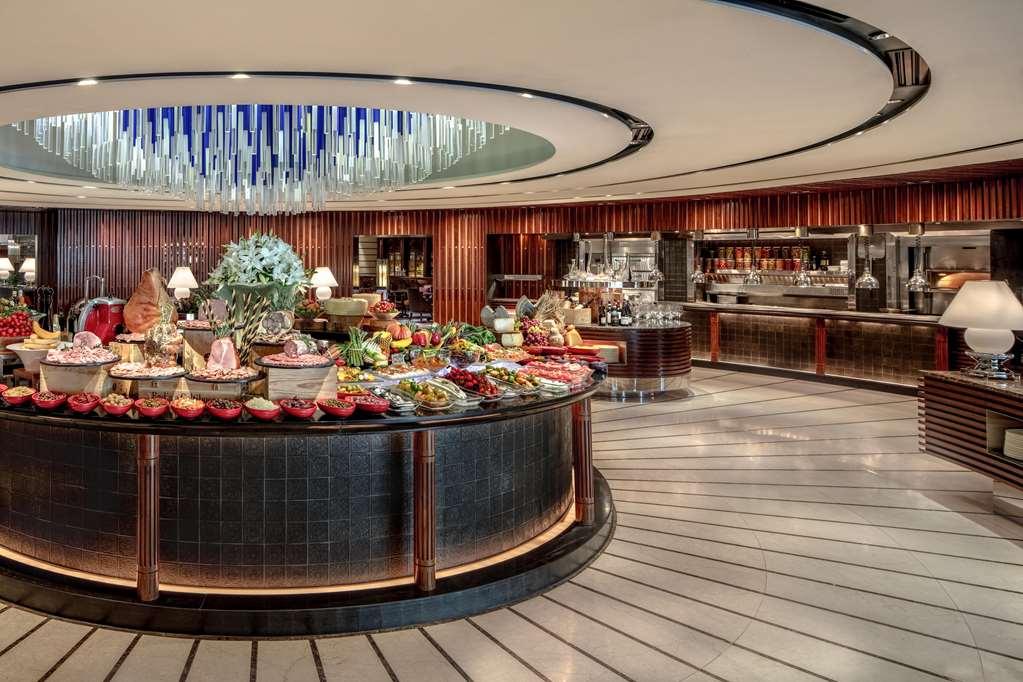 Regent Hotel 5*